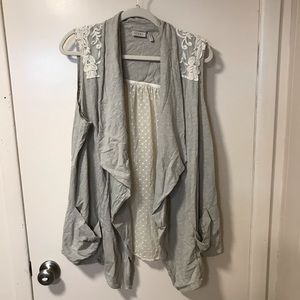 Logo green cotton slub and lace vest